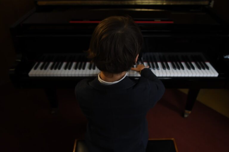 Unleash Your Creativity through Personalized Music Lessons
